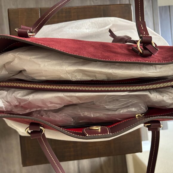 🍂🍁Perfect Fall Bag - Dooney and Bourke Alta Via Joelle in Bordeaux🍂🍁 - Picture 12 of 16